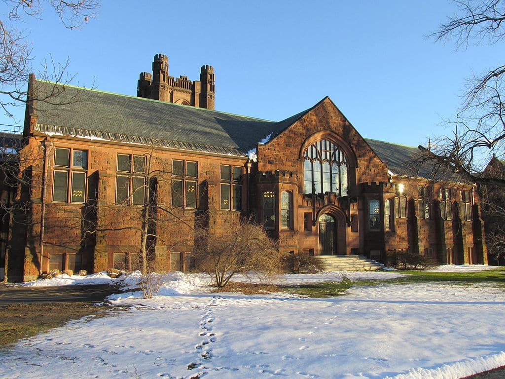 Mount Holyoke College Tuition, Rankings, Majors, Alumni, & Acceptance