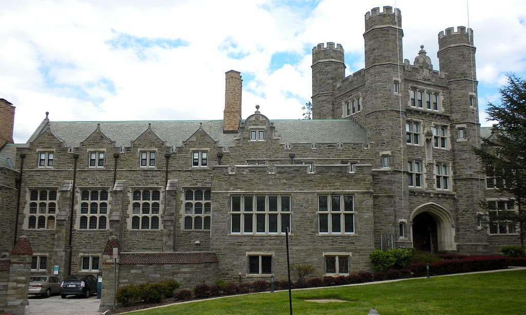 Bryn Mawr College - Tuition, Rankings, Majors, Alumni, & Acceptance Rate