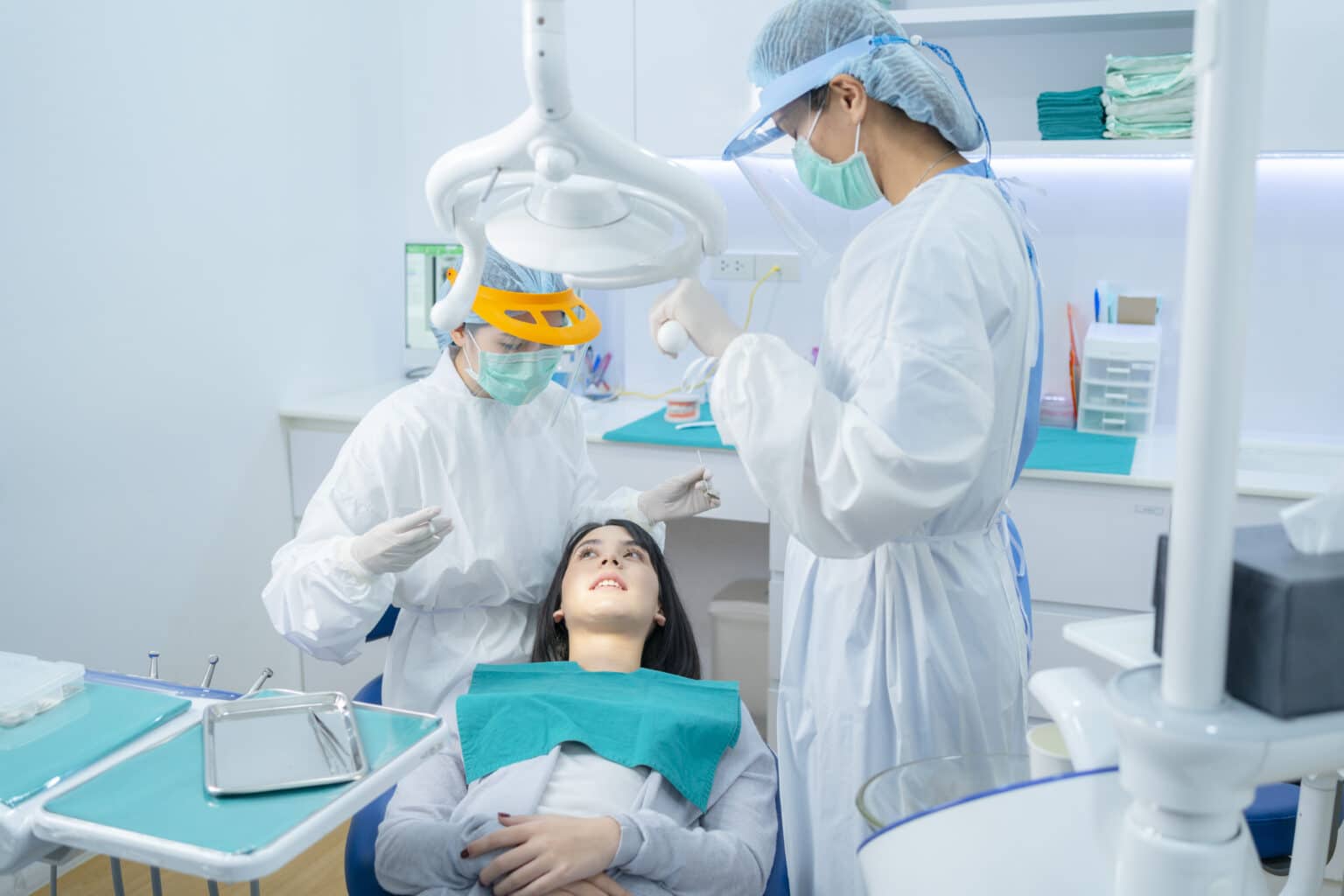 What Education Is Required To Be A Dental Assistant