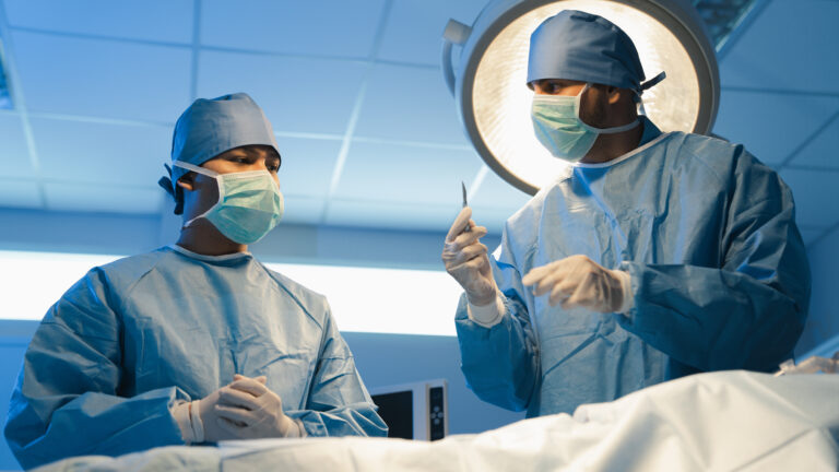 Surgical Tech Schools Online - OnlineDegree.com